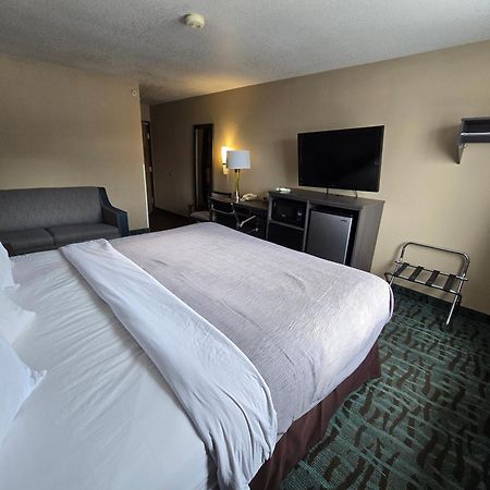 Quality Inn Johnstown Exterior photo