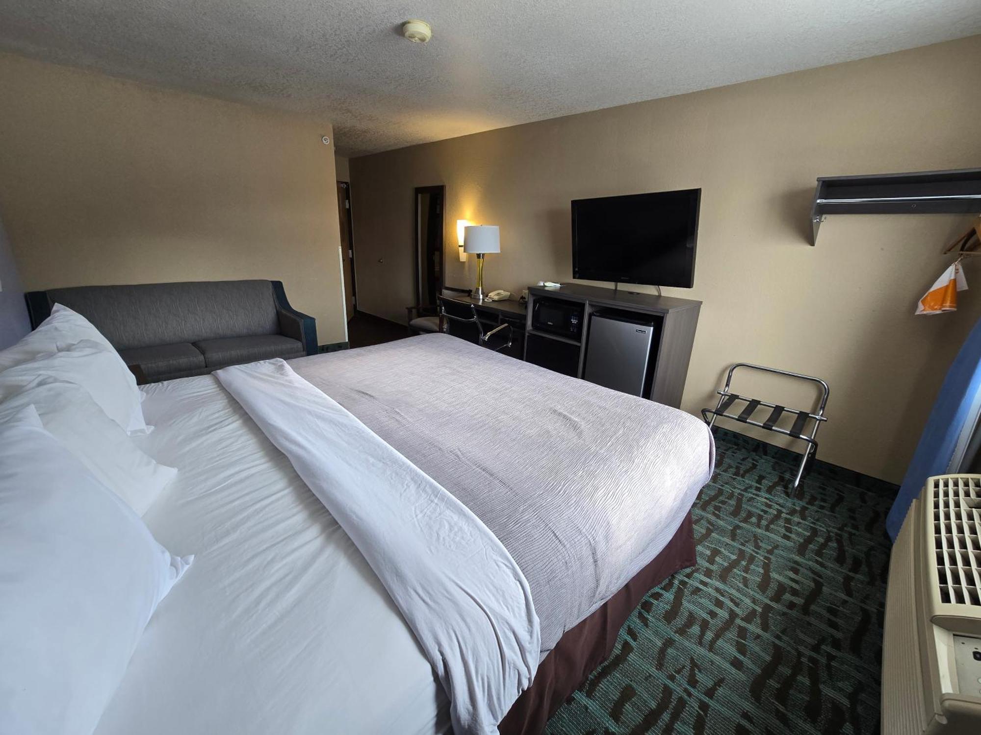 Quality Inn Johnstown Exterior photo