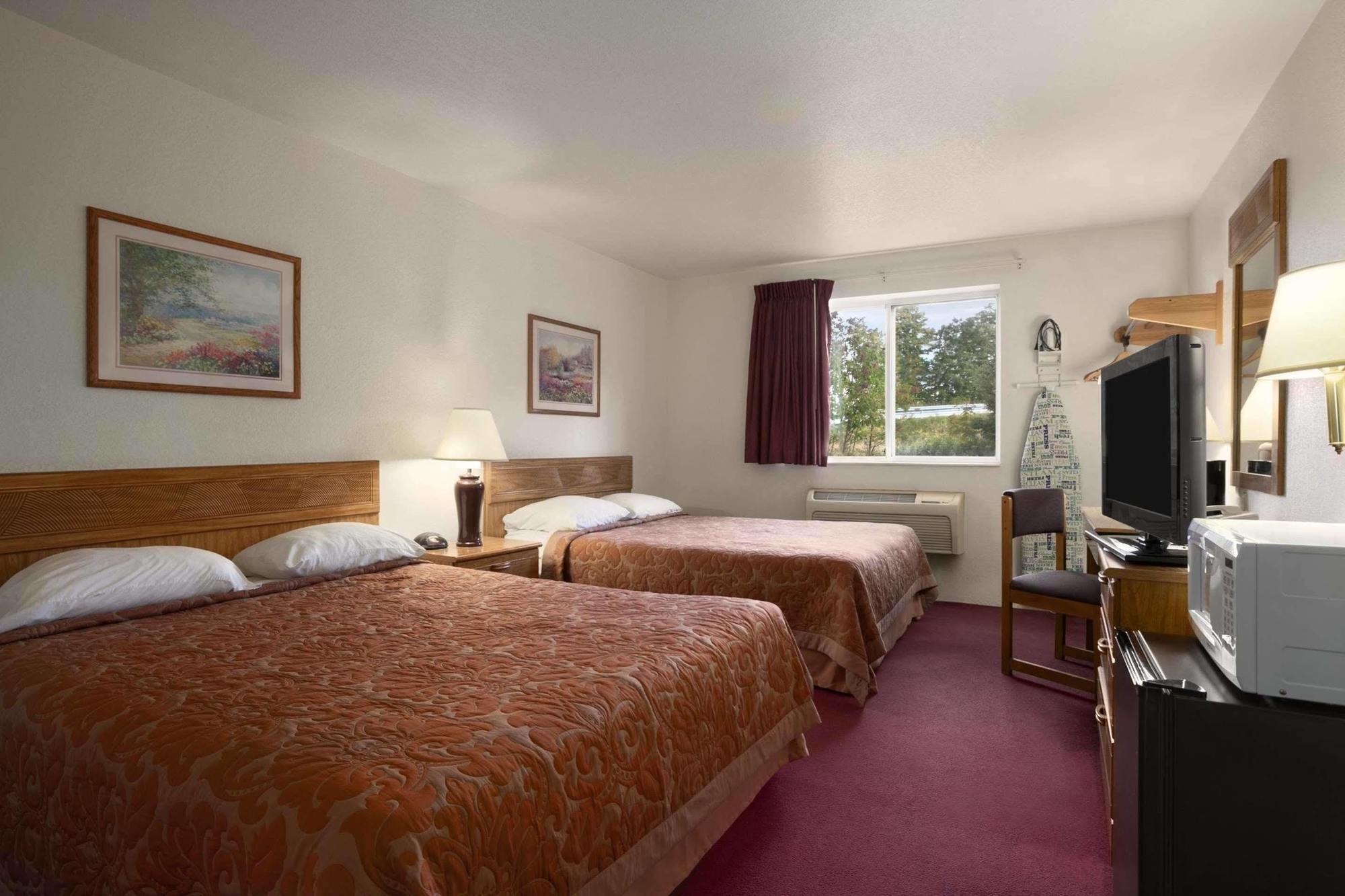 Quality Inn Johnstown Exterior photo